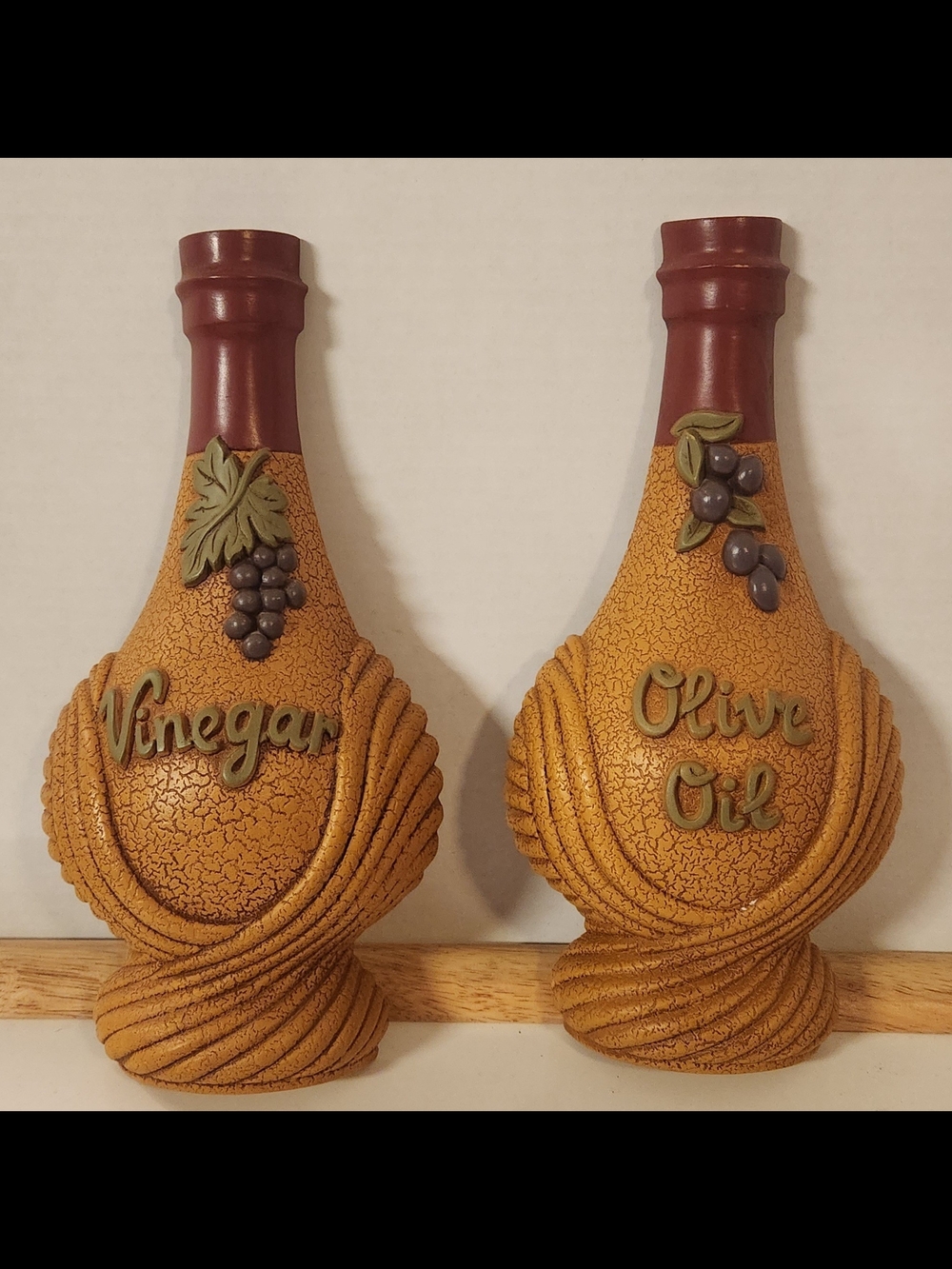 Vintage Homco 3D Olive Oil & Vinegar Bottle Wall Plaques Pair 5220 Gia MMIV 9.5"
